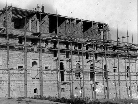 5. Hotel Excelsior in costruzione, Lido di Venezia, 1904 ca