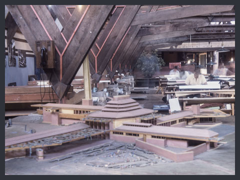 F.L. Wright, Sala da disegno denominata Hillside a Taliesin East, 1911–50, Spring Green, Wisconsin