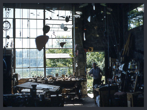 Incontri - Alexander Calder nel suo studio a Roxbury, Connecticut s.d.