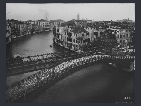 Ponte dell'Accademia, 1933 Prova di carico del nuovo ponte