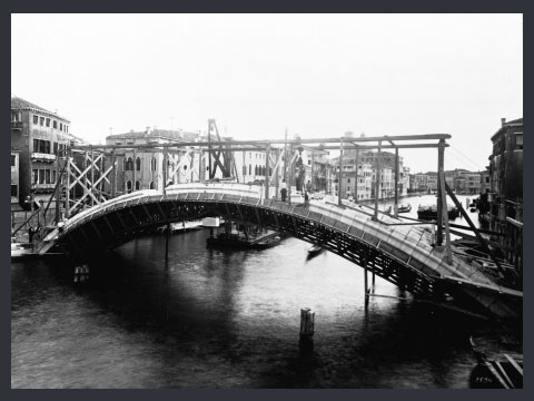 Ponte degli Scalzi, 1932-33I. Ponte con la centina disarmata