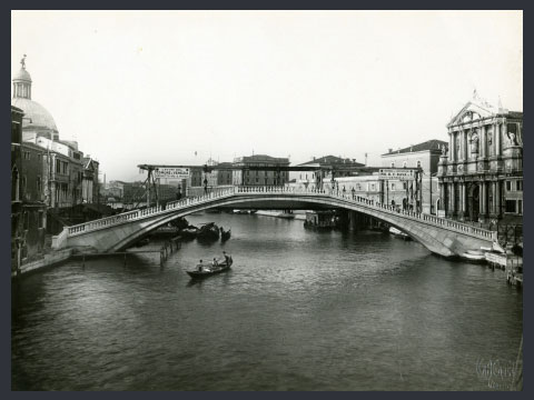 Ponte degli Scalzi, 1932-33. Ponte con la centina disarmata