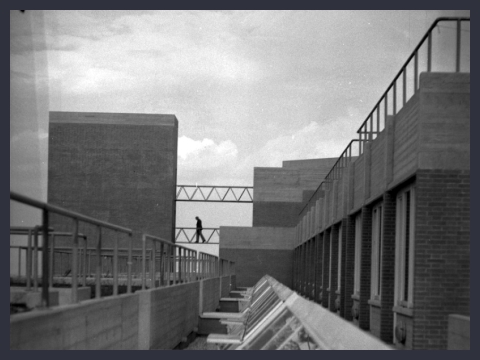 17. Collegio La Vela a Urbino, foto di Giorgio Casali, 1981