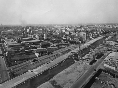 5. Sovrappasso di viale Cerosa a Milano, 1958