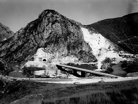 15. Ponte stradale sulla Gola della Rossa (Ancona), 1969