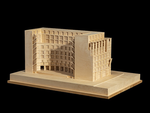 6. Unter den Linden 78, Berlin, modello 1996