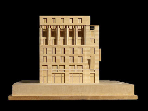 10. Unter den Linden 78, Berlin, modello, 1996
