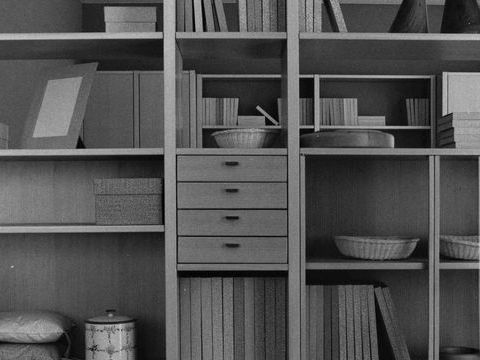 3. Allestimento con la serie Raster al Salone del Mobile, 1978 (foto L. Torri)