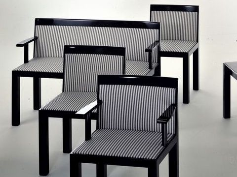 18. Serie Teatro 1982 © A. Bertacchi, © Molteni © Ap © Eredi Aldo Rossi