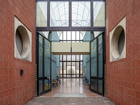 14. Particolari ingresso della galleria, 2021