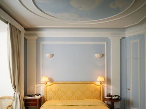20. Excelsior Hotel Gallia, 1989-94