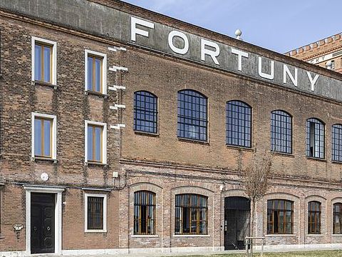9. Fabbrica e casa Fortuny, Giudecca, 1953-58