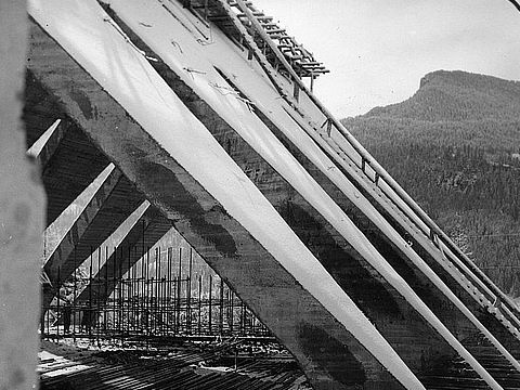 9. Cantiere della colonia montana Eni, 1955-59