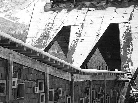 10. Cantiere della colonia montana Eni, 1955-59