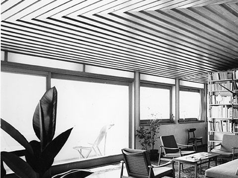 19. Setto murario tra soggiorno e zona pranzo, 1962