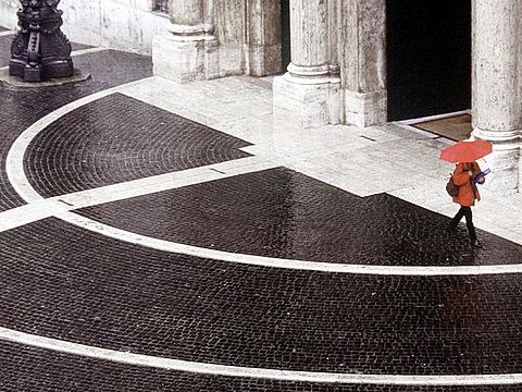 9. Piazza Montecitorio, Roma, 1998