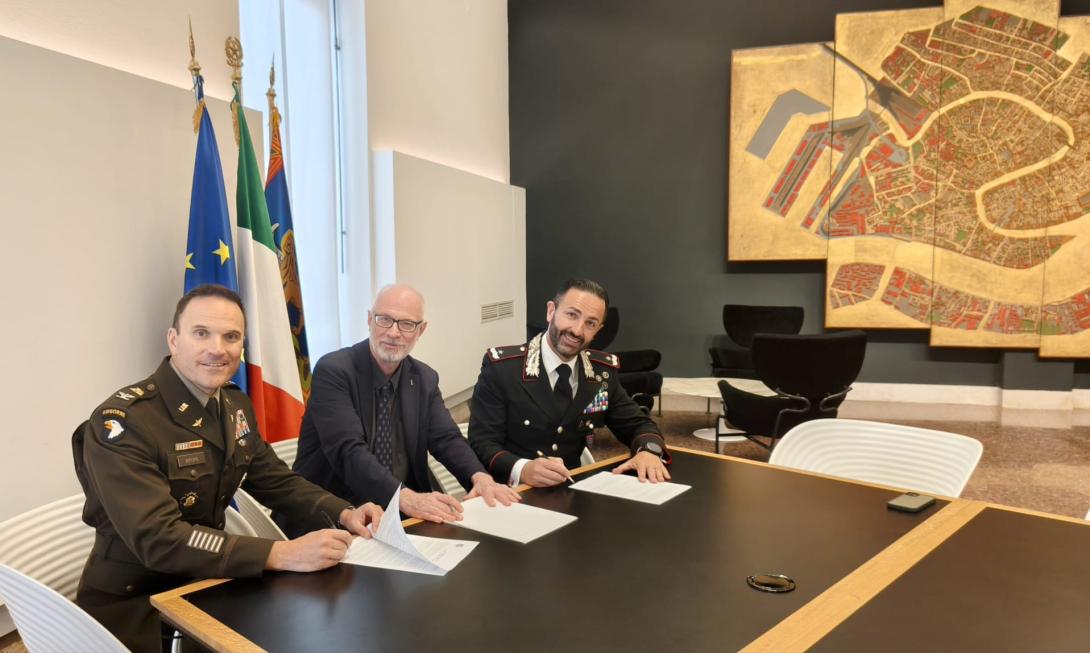 La firma della convenzione tra Iuav e CoESPU
