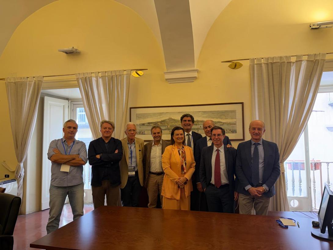 La firma per l'ingresso dei nuovi soci della Fondazione RETURN